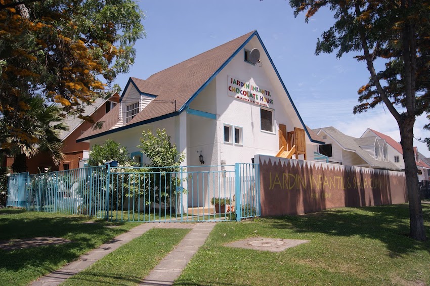 Sala Cuna y Jardín Infantil Chocolate House