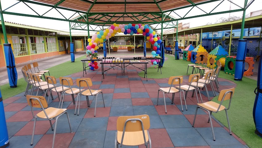 Jardin Infantil Rabito