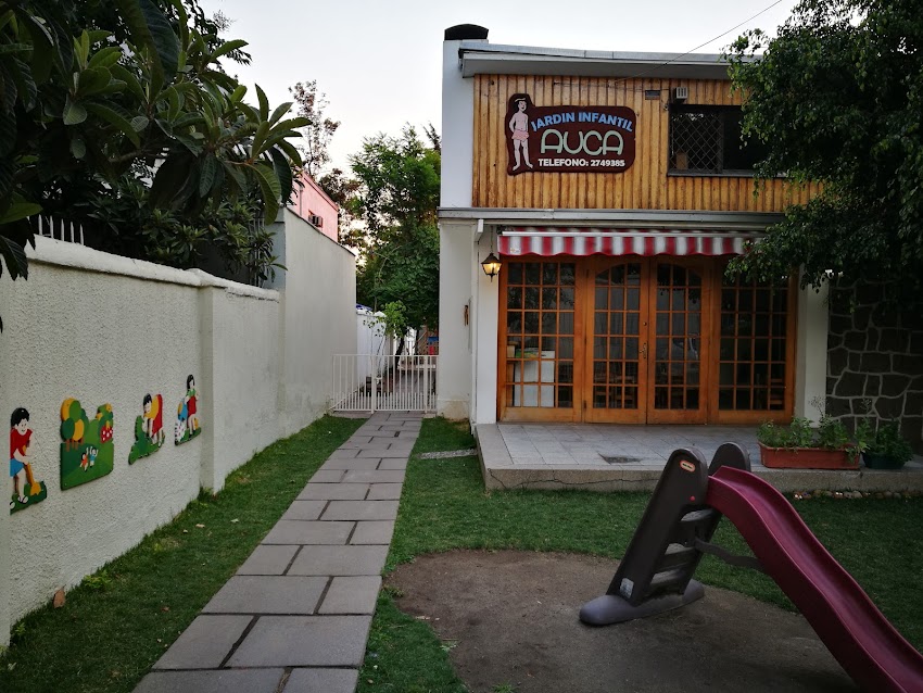 Jardin Infantil Auca