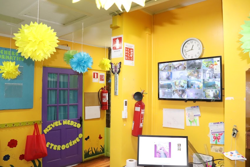 Jardin Infantil y Sala Cuna “Mis Huellas”