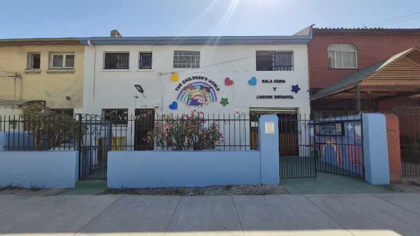 Sala cuna y Jardin Infantil “The Children’s World”