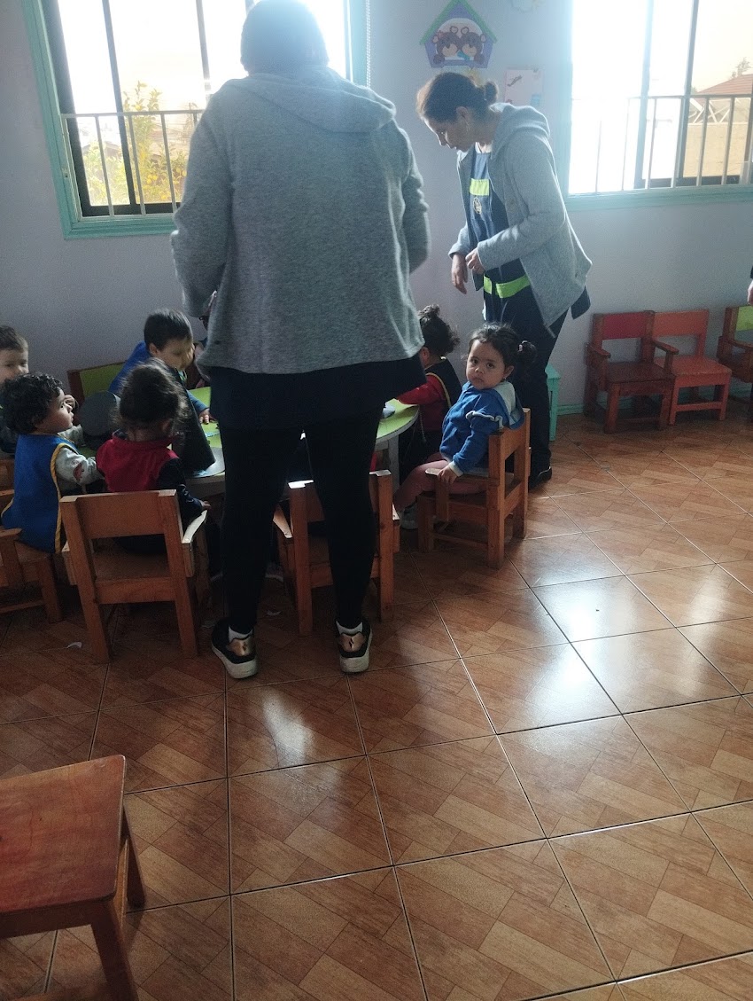 Sala Cuna y Jardin Infantil Caracol