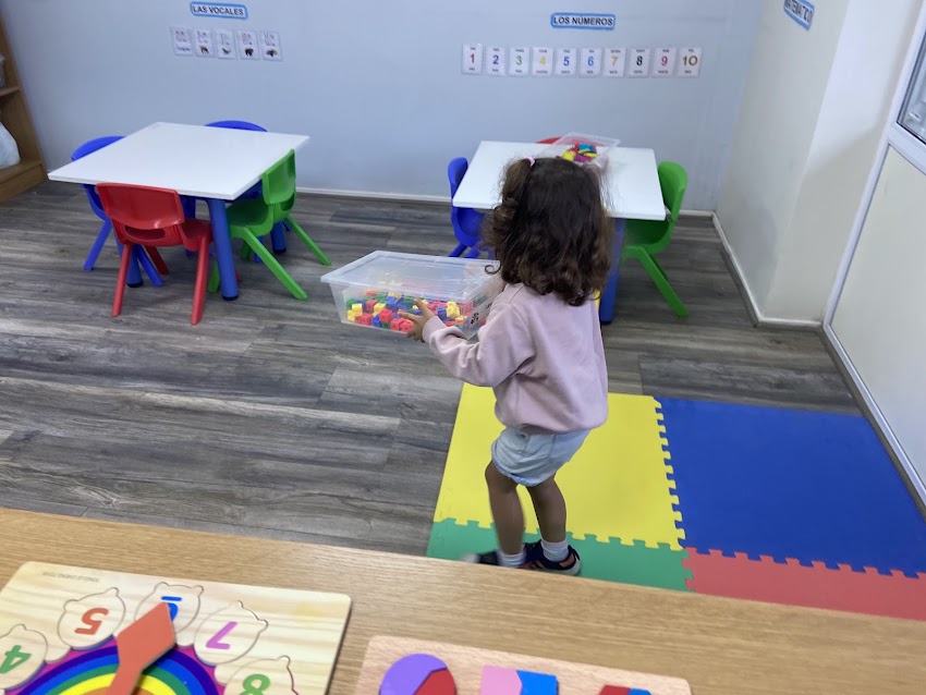 Sala Cuna y Jardín Infantil Puente Mágico