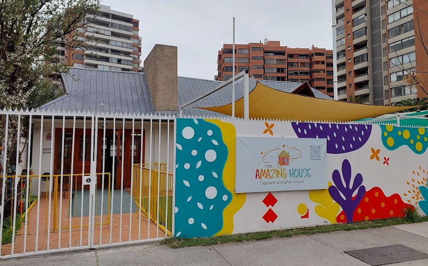 The Amazing House
