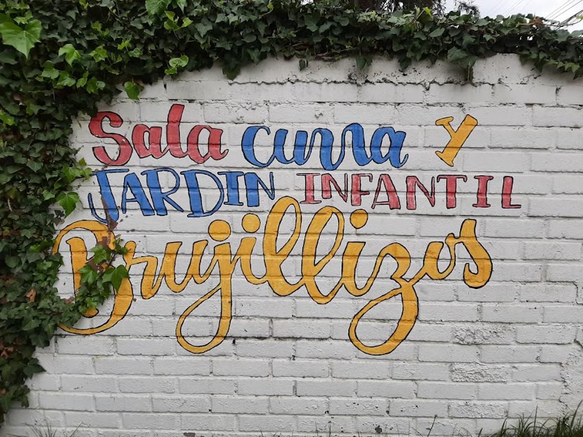 Jardín Infantil Brujillizos